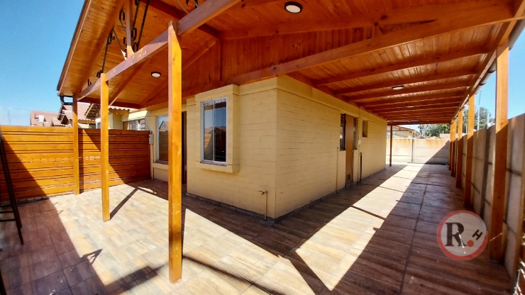 Read more about the article Arrienda Casa sector Tottus P. Hurtado